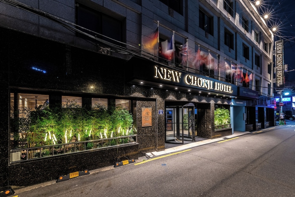 숙박 시설 정면