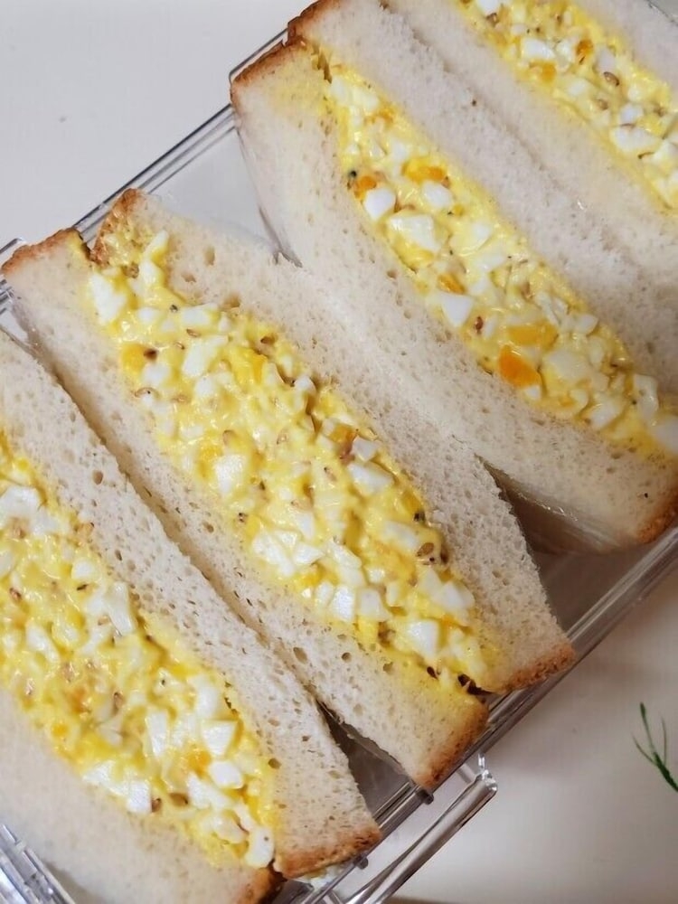 객실 내 식사 공간