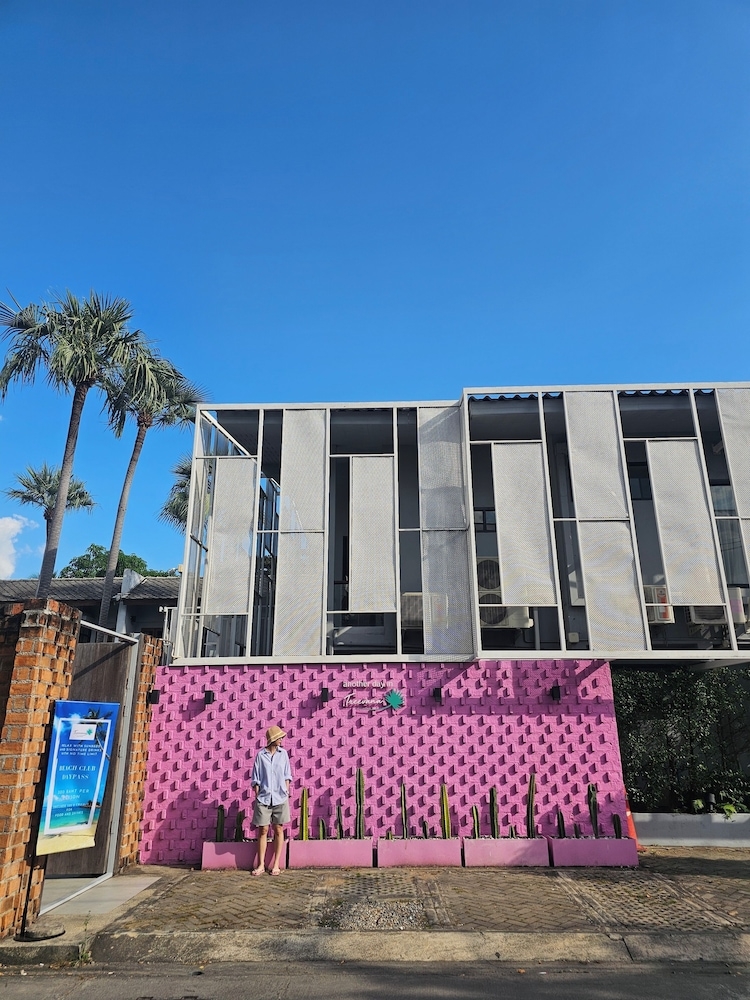 숙박 시설 정면