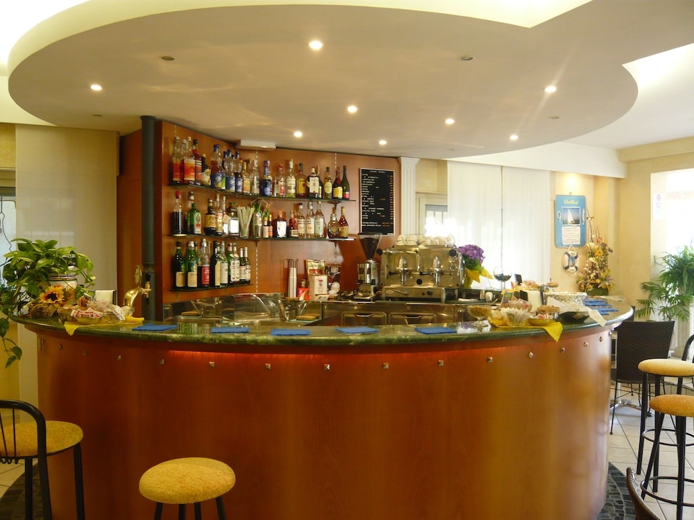 바(숙박 시설 내)