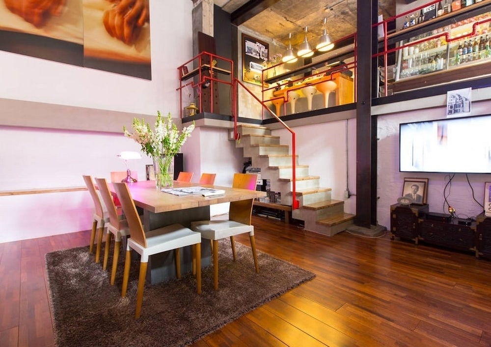 로비 좌석 공간