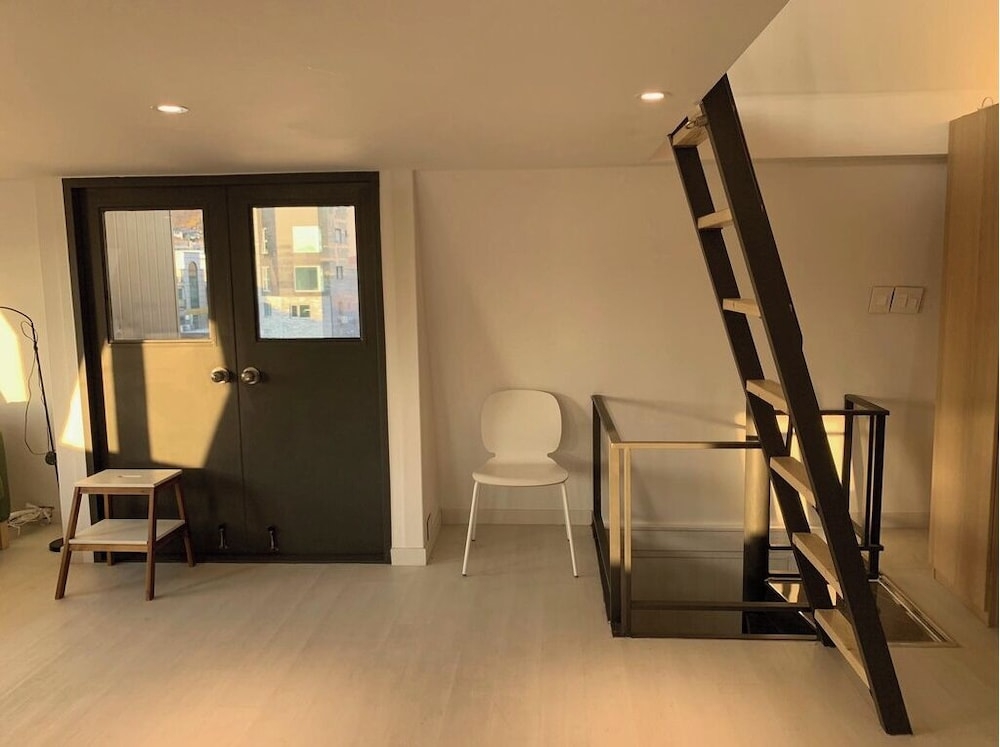 숙박 시설 정면