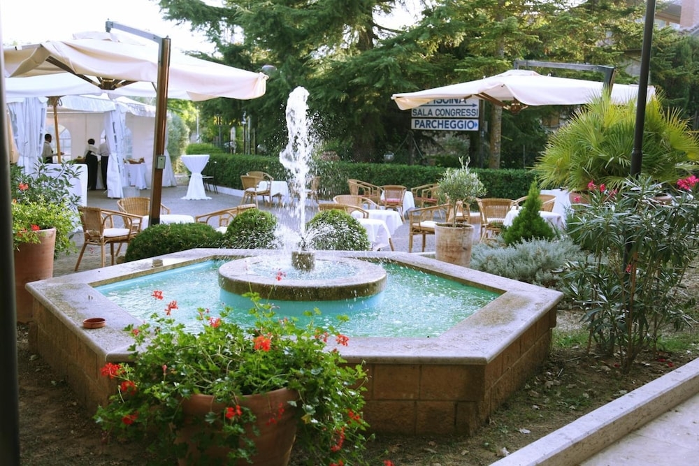 숙박 시설 구내