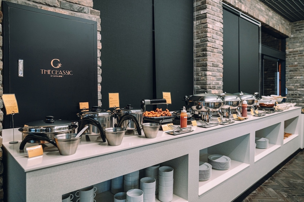 뷔페 아침 식사