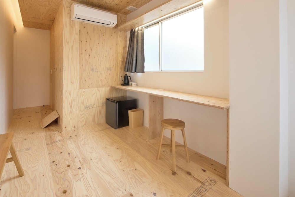 객실 내 식사 공간