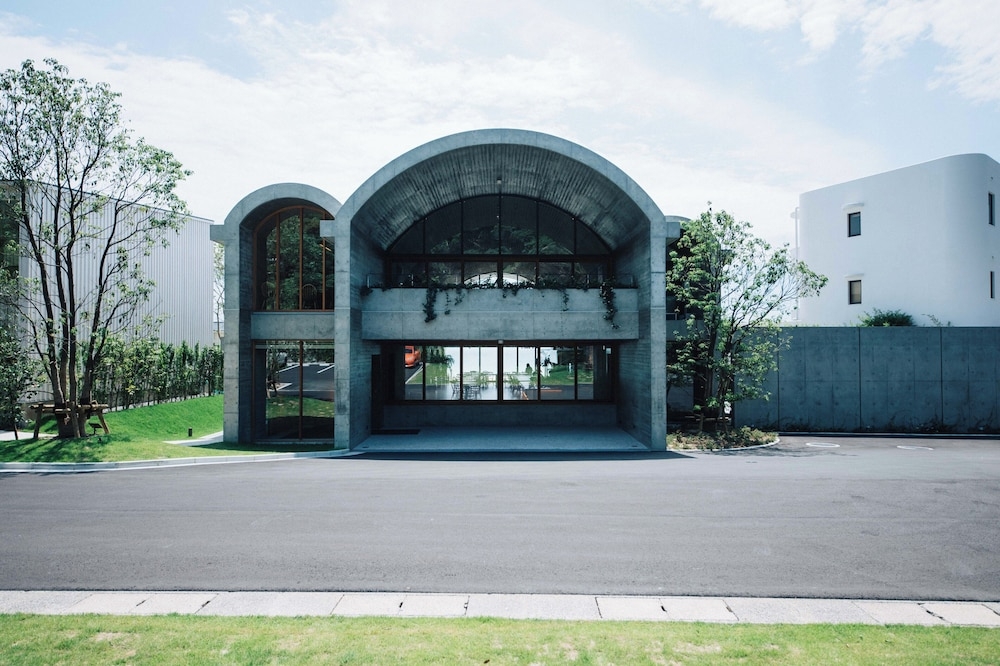 숙박 시설 정면