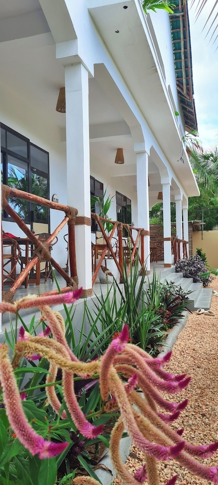 숙박 시설 정면