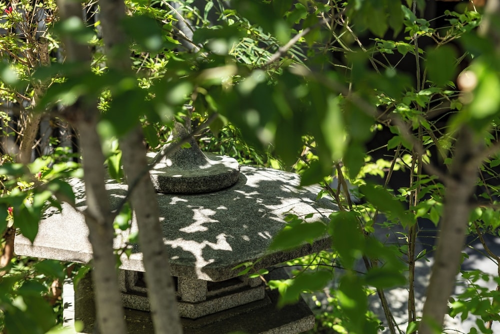 숙박 시설 구내