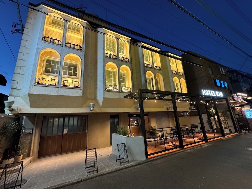 숙박 시설 정면