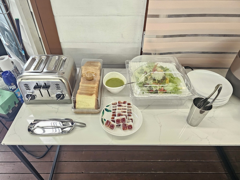 뷔페 아침 식사