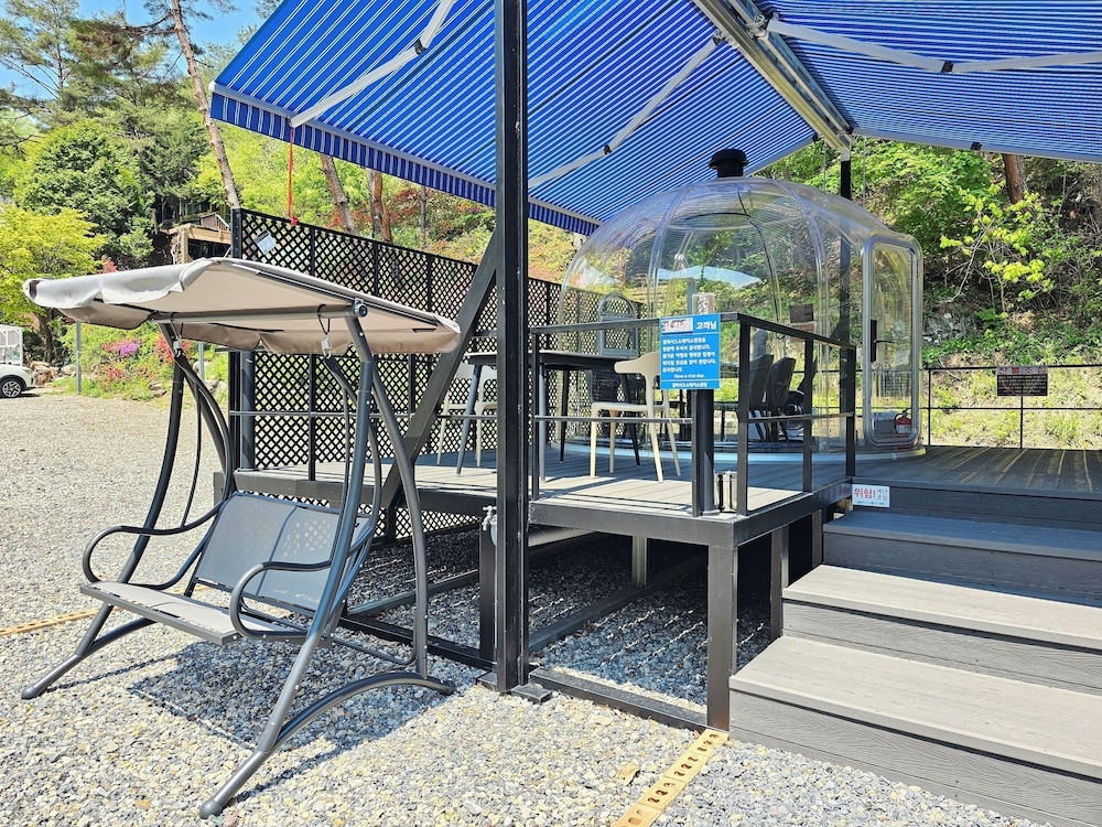 숙박 시설 정면