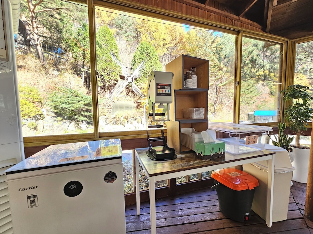 숙박 시설 정면