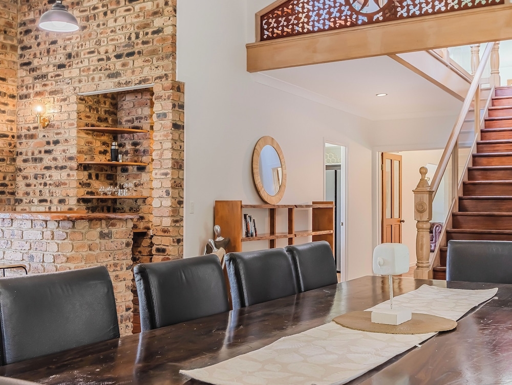 객실 내 식사 공간