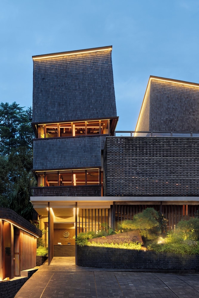 숙박 시설 정면