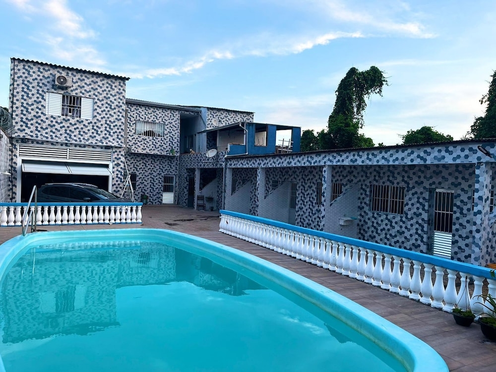 숙박 시설 구내