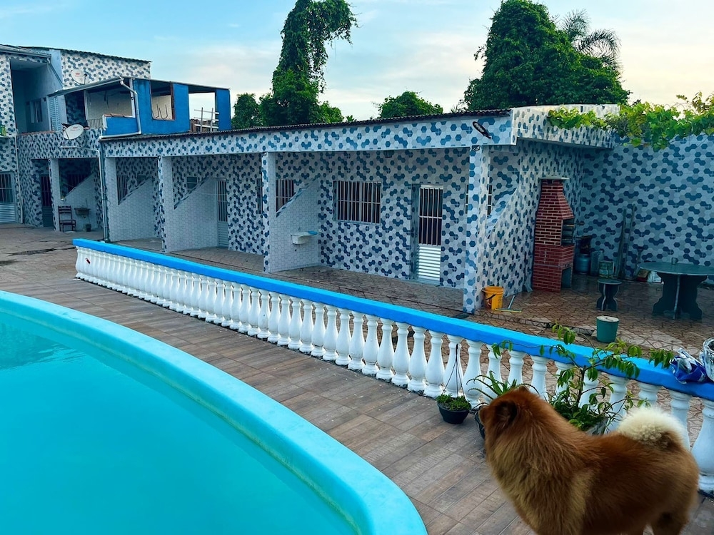 숙박 시설 정면