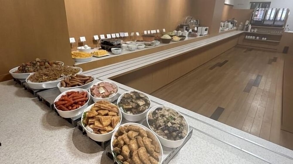 뷔페 아침 식사