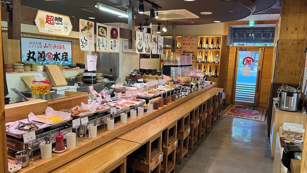 뷔페 아침 식사