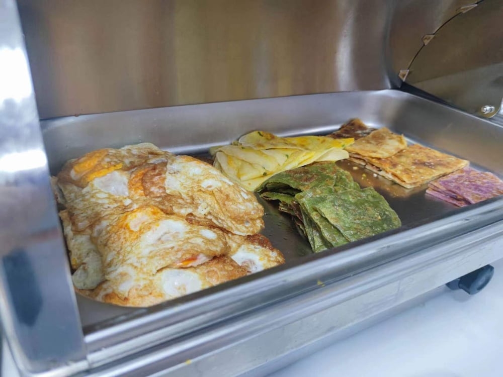 뷔페 아침 식사