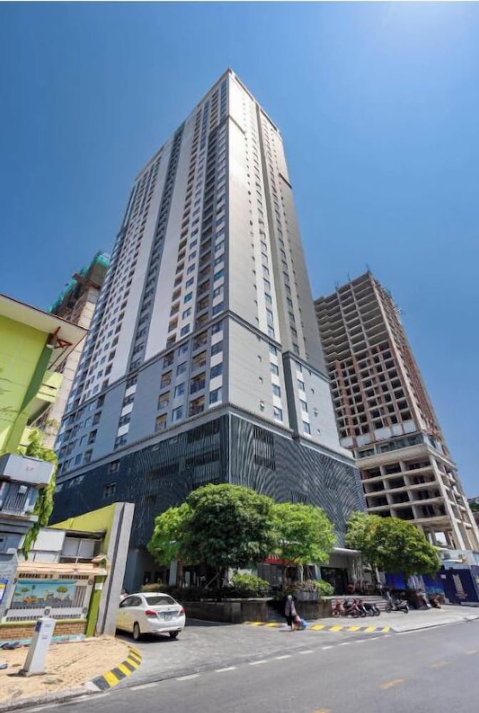 숙박 시설 정면