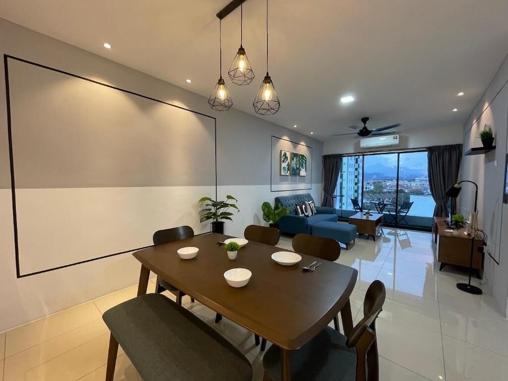 객실 내 식사 공간