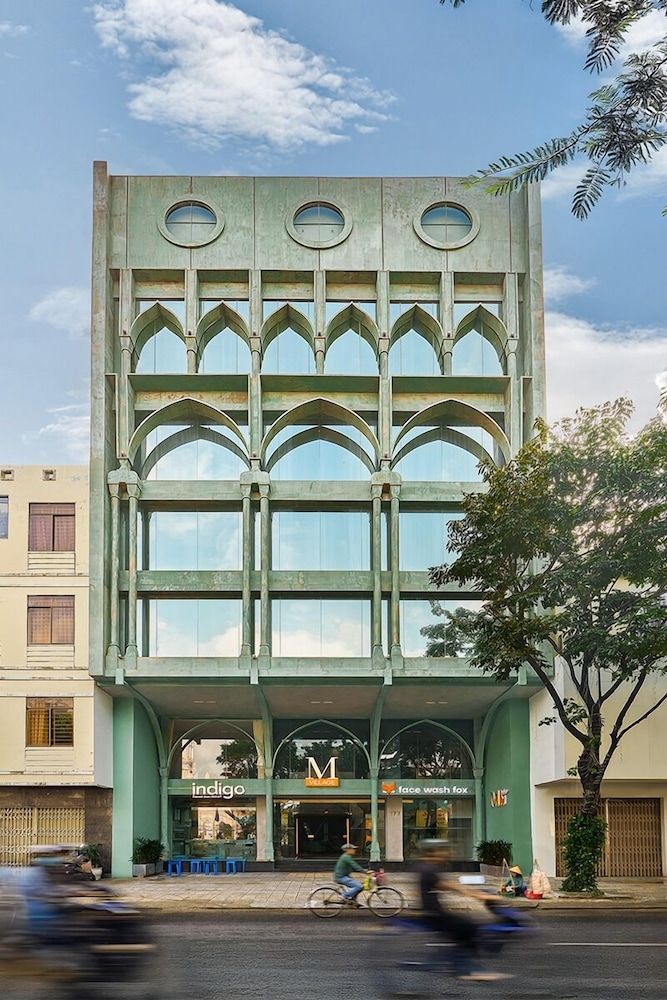 숙박 시설 정면