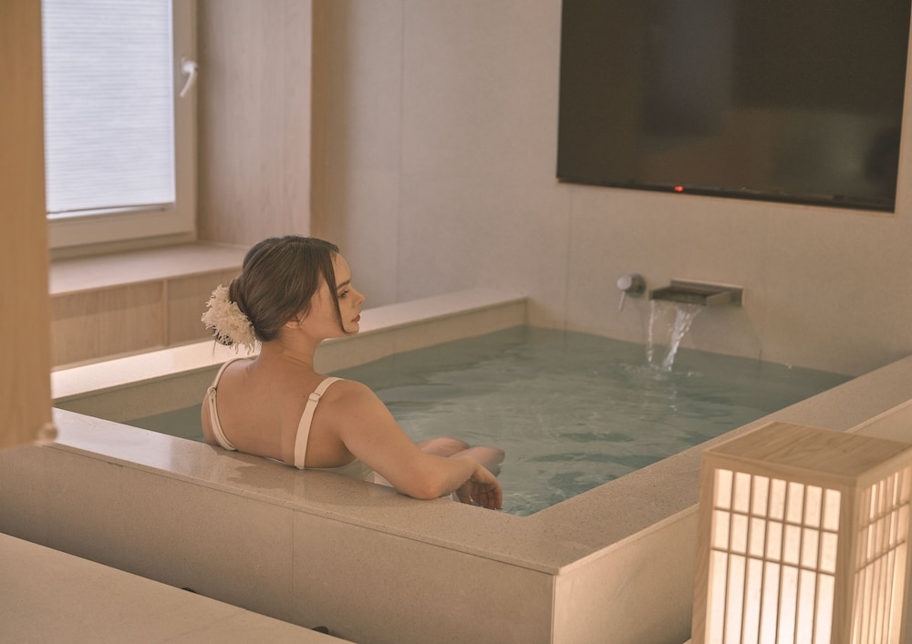 전용 스파 욕조