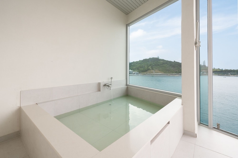 전용 스파 욕조