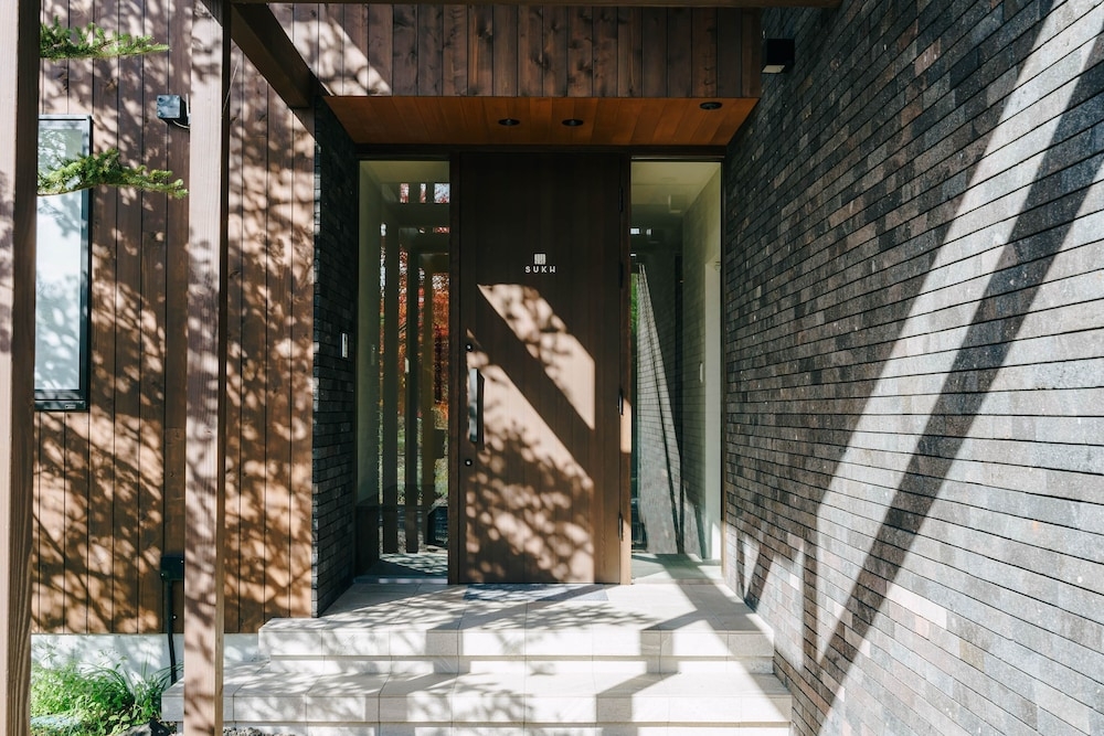 숙박 시설 입구