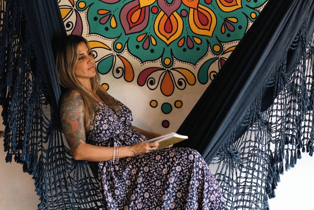 숙박 시설 정면 - 저녁/밤