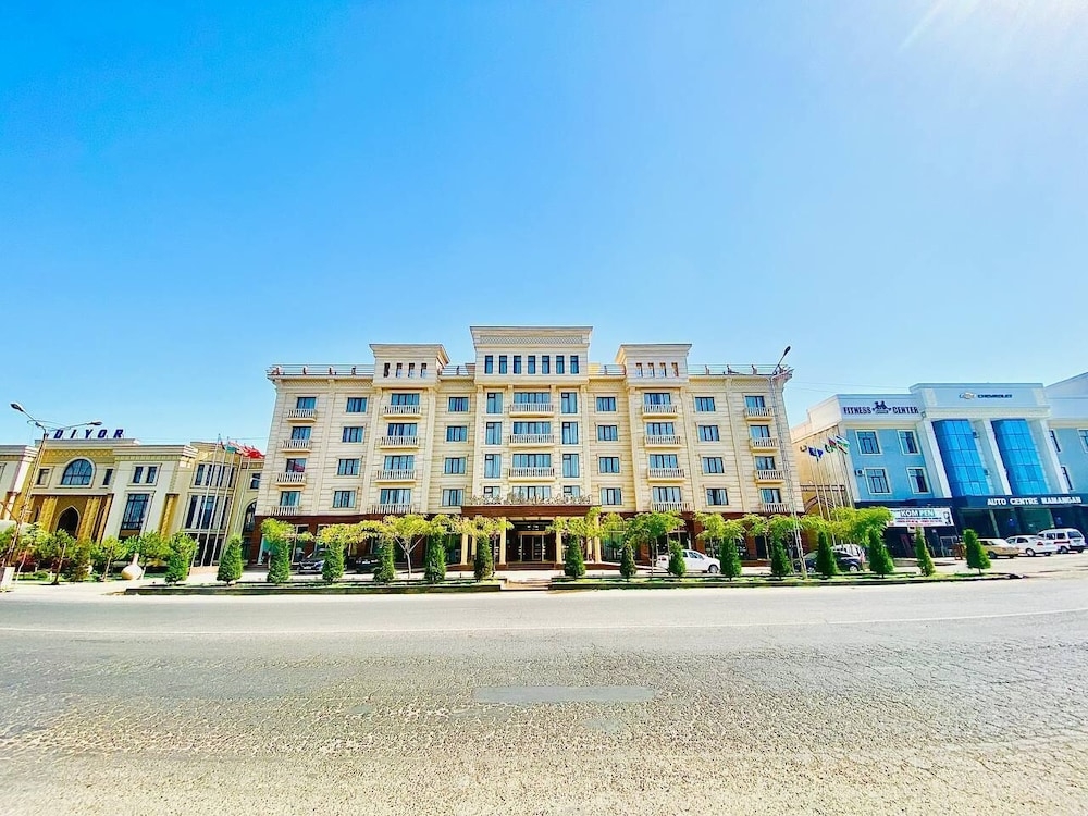 숙박 시설 정면