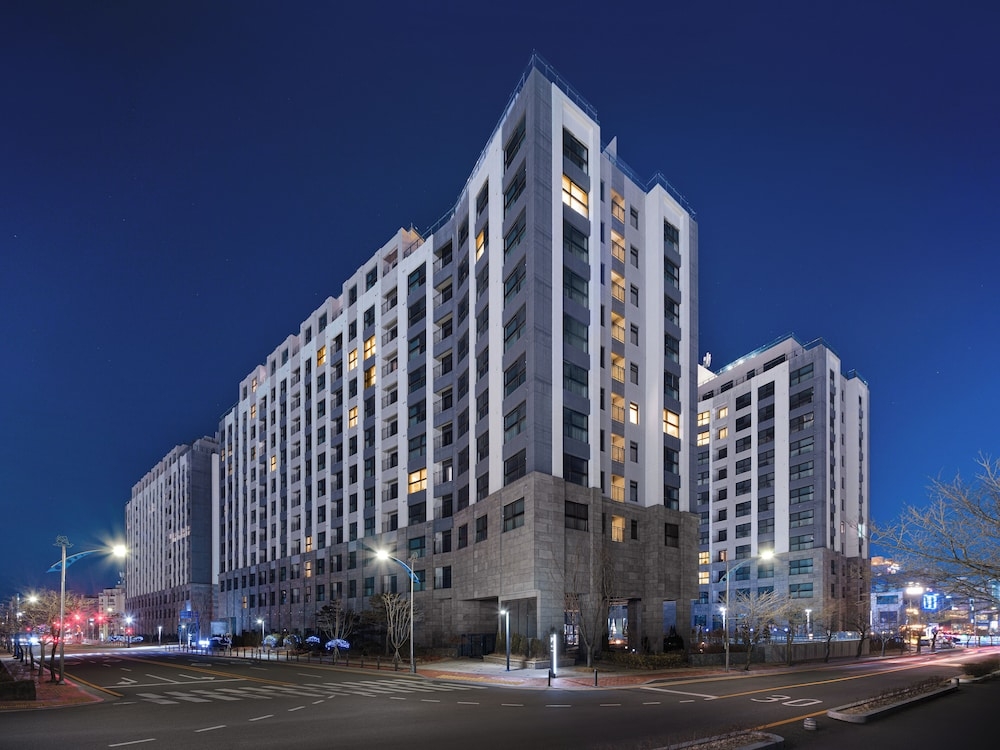 숙박 시설 정면