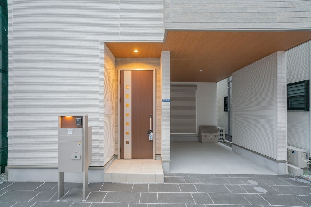 숙박 시설 정면