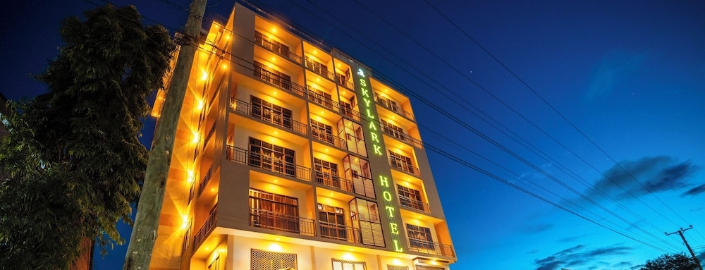 숙박 시설 정면