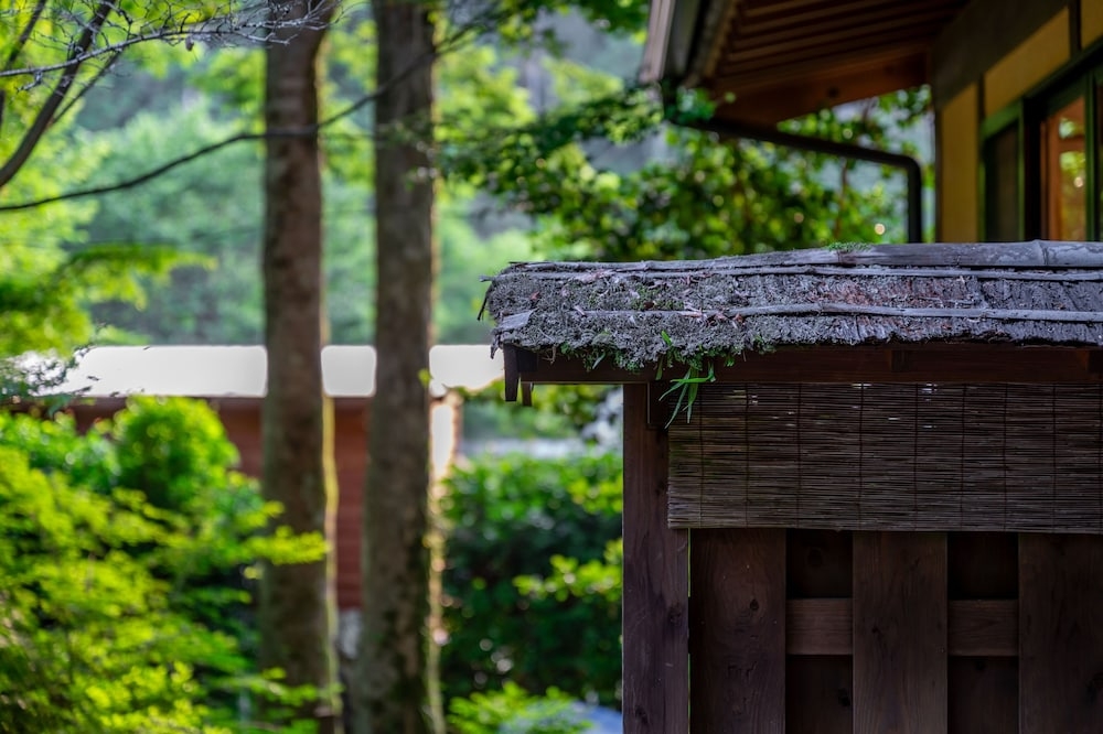 숙박 시설 구내