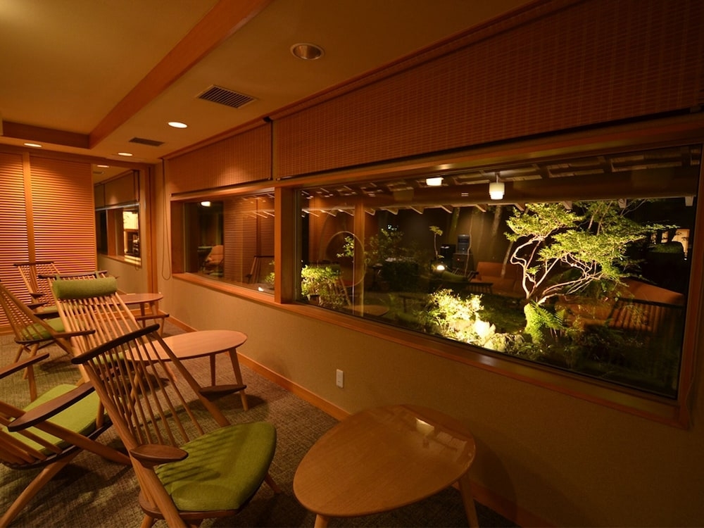 숙박 시설 내 편의 시설/서비스