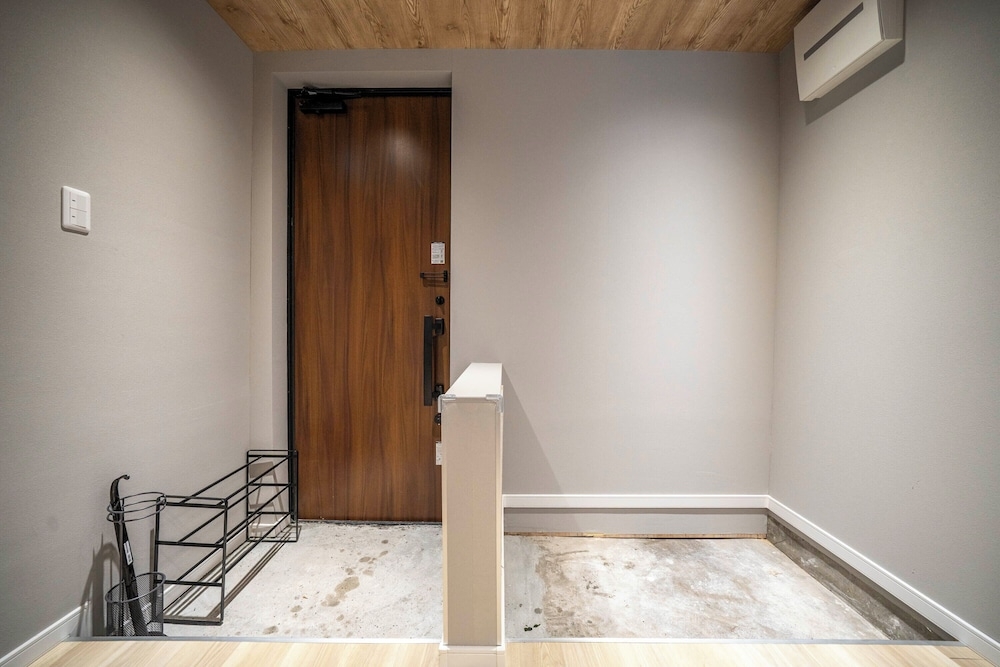 숙박 시설 입구