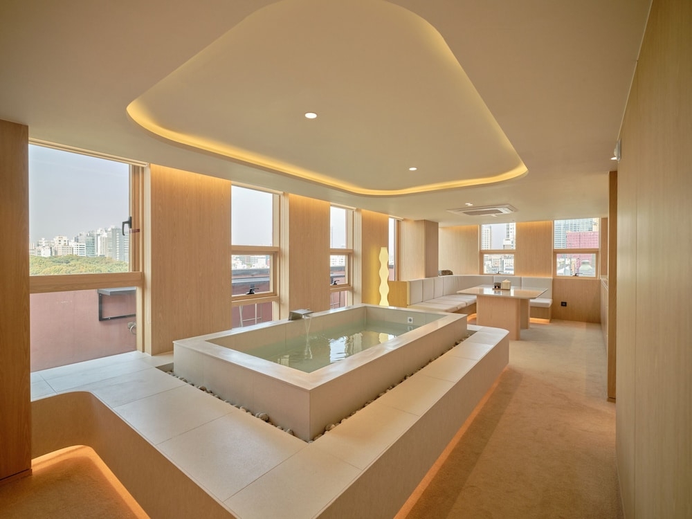 전용 스파 욕조