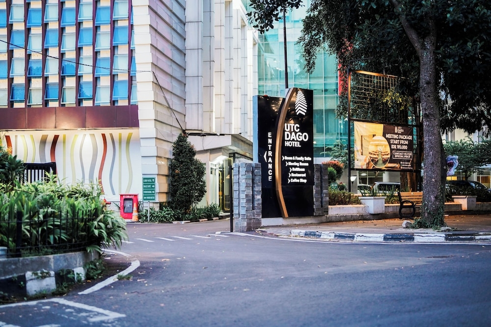 숙박 시설 정면