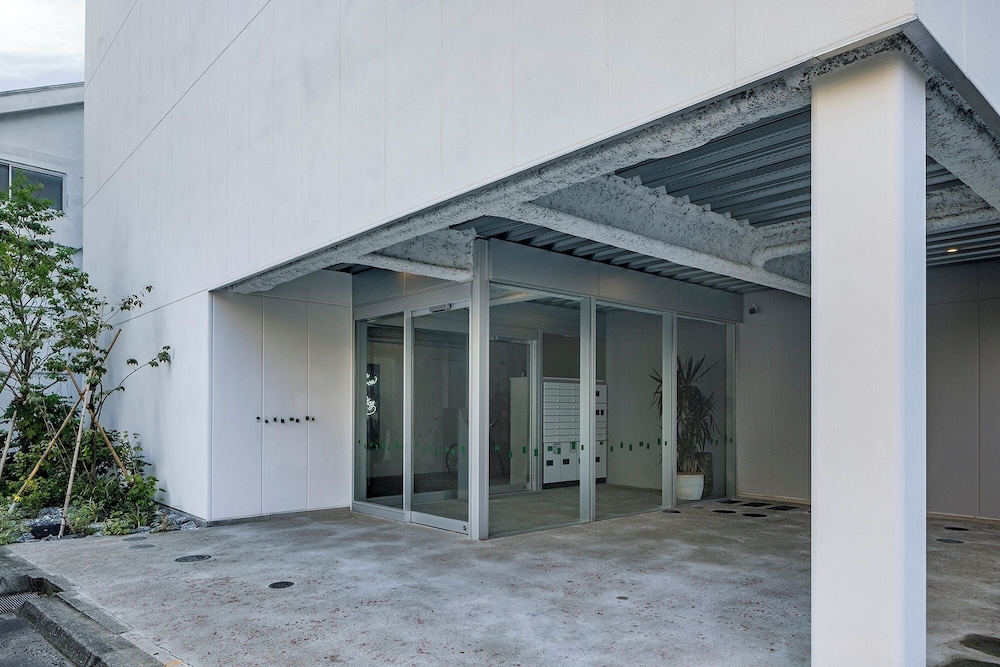 숙박 시설 정면