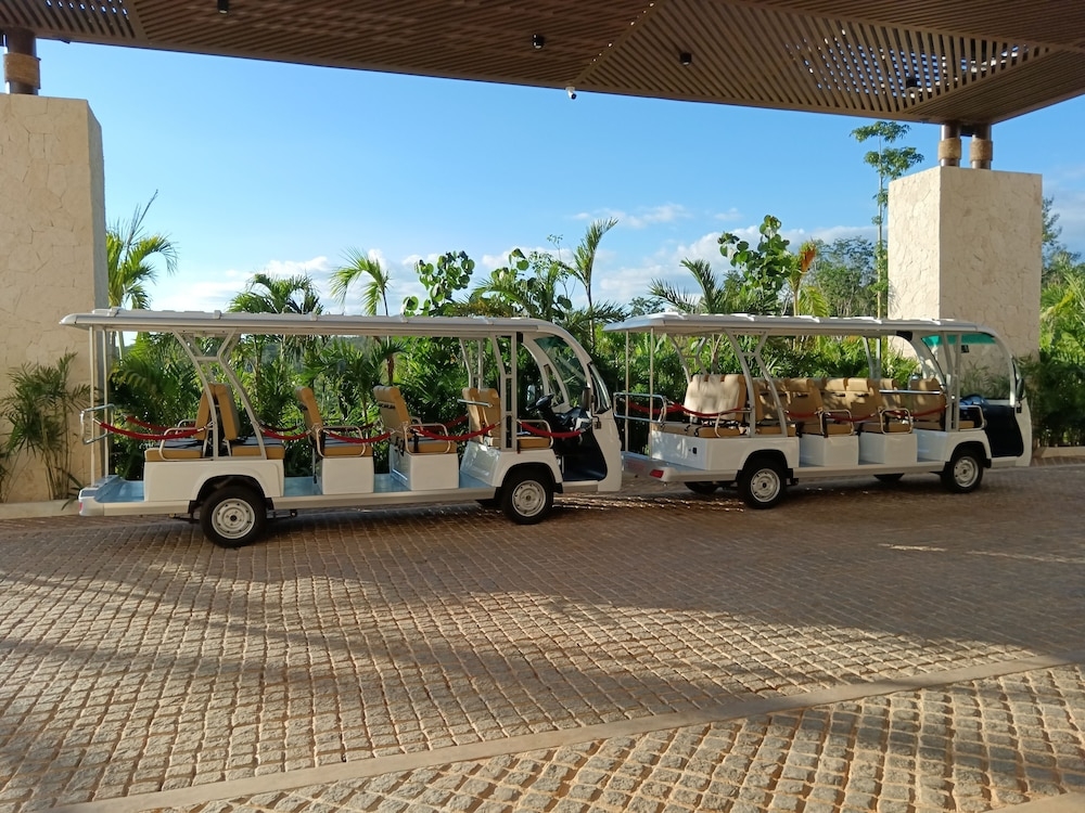 숙박 시설 입구