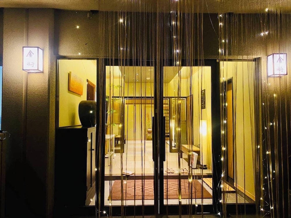 숙박 시설 정면