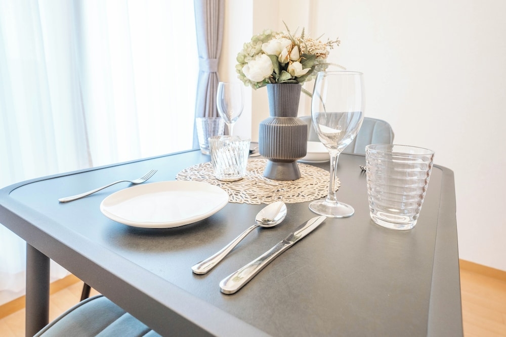 객실 내 식사 공간