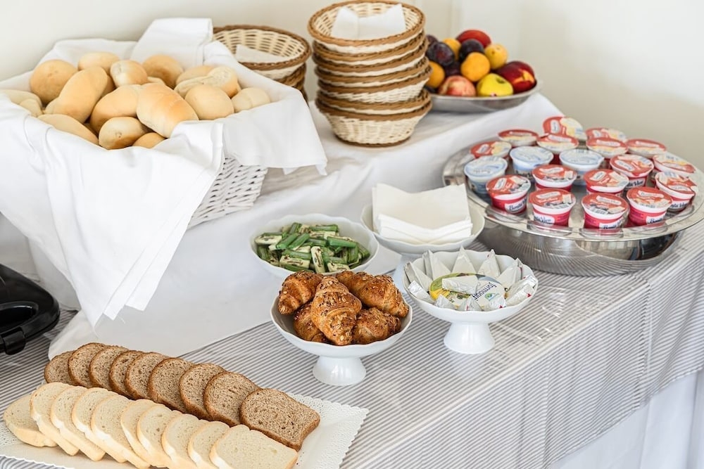 뷔페 아침 식사