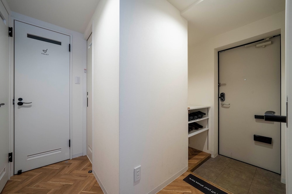 숙박 시설 입구