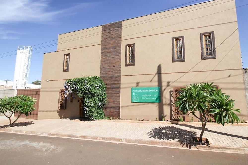 숙박 시설 정면