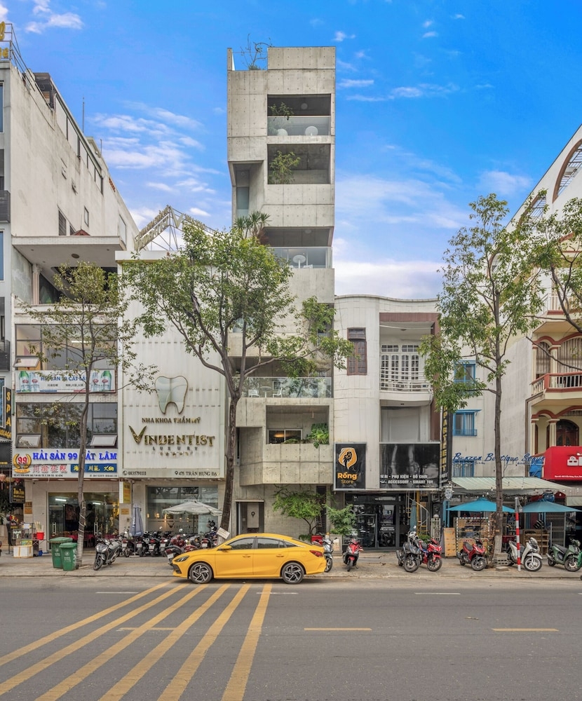 숙박 시설 정면