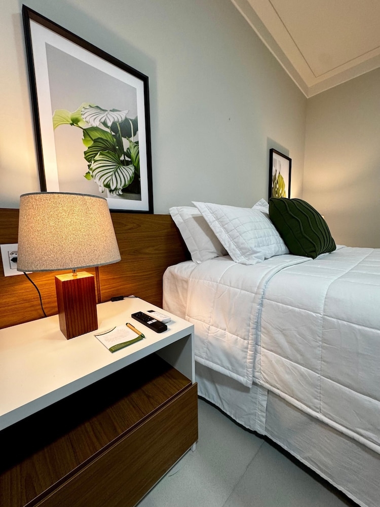 룸서비스 - 식사