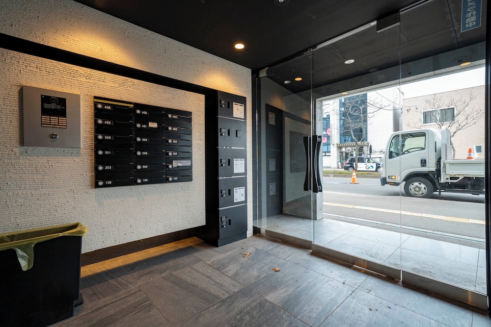 숙박 시설 입구