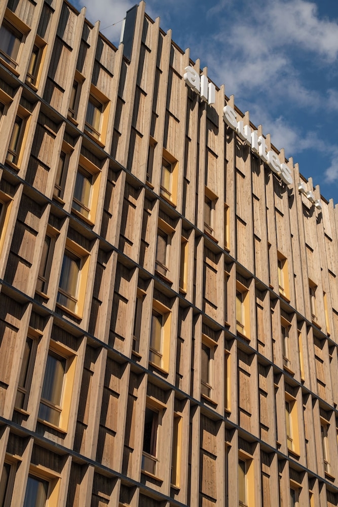 숙박 시설 정면